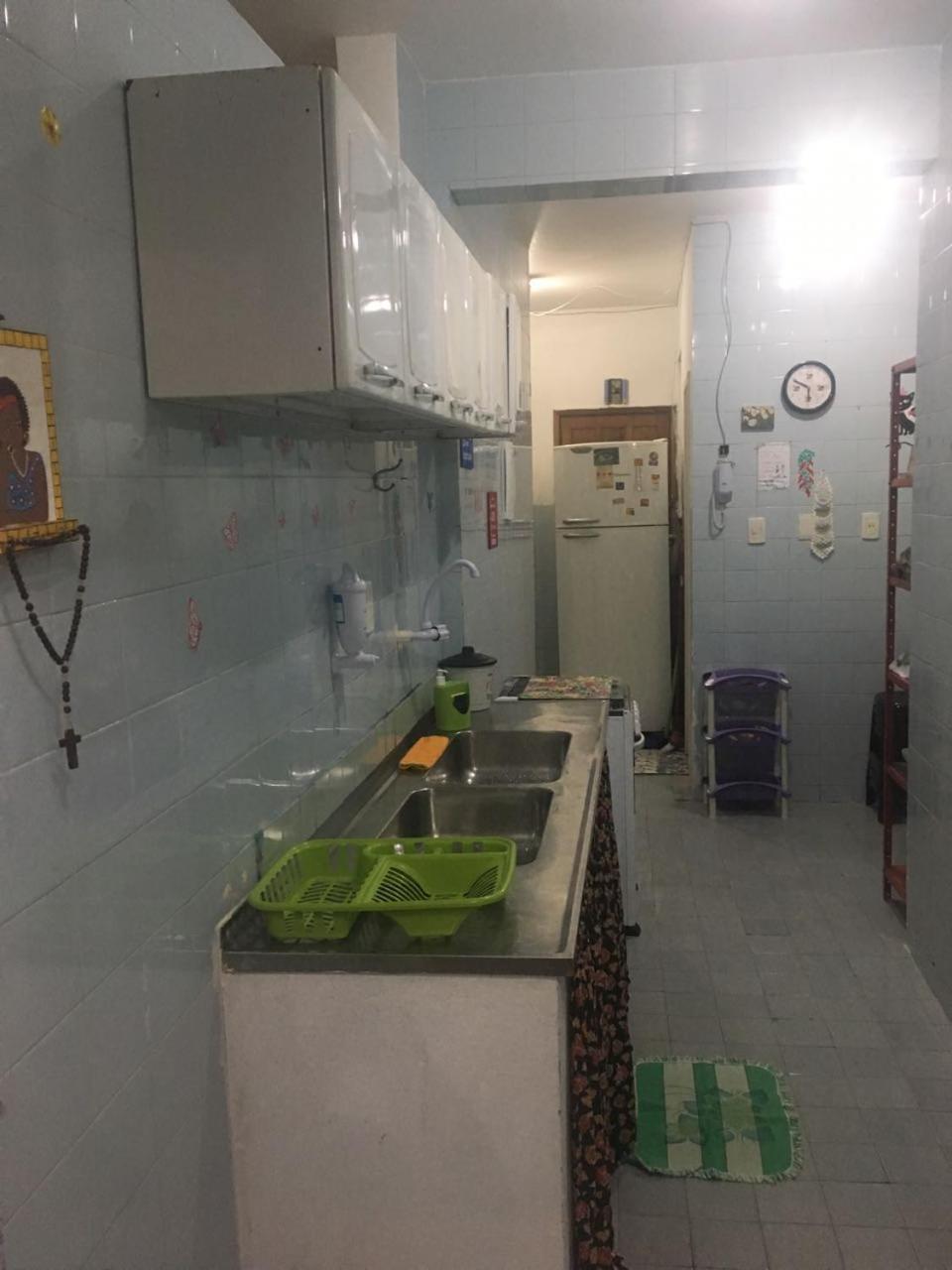 Apartamento Barra - 3 Quartos / 3 Banheiros - Amplo, Aconchegante E Artesanal